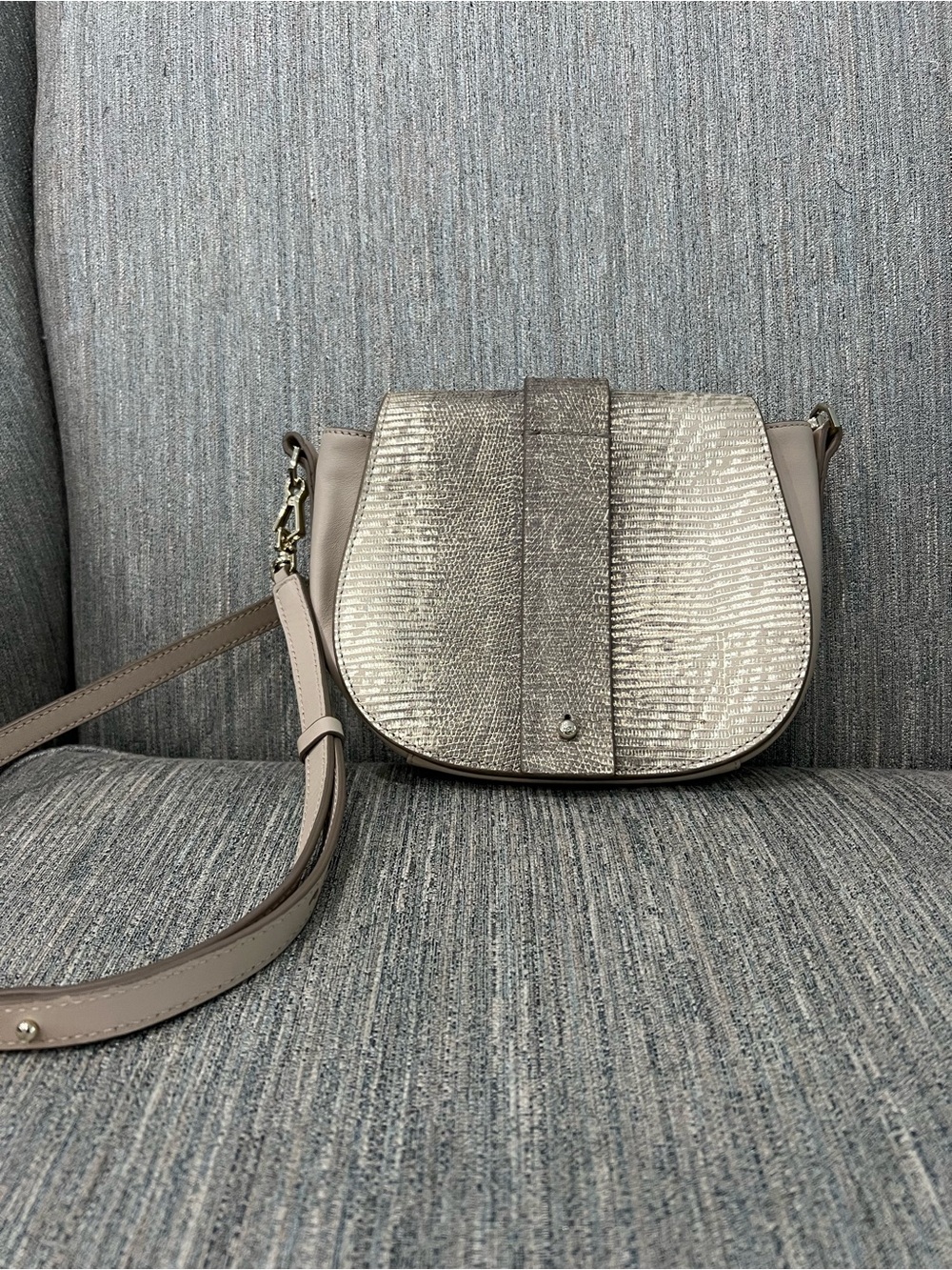 LOUISE ET CIE Metallic Gold Crossbody Leather Saddle Bag - Taupe Trim